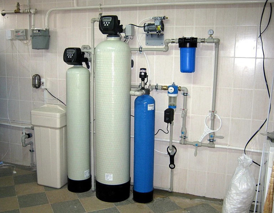 Фильтры обезжелезиватели - очищение скважинной воды от железа